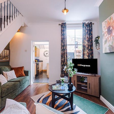 New! Stunning 2-Bed City-Centre Home In Chester By 53 Degrees Property - Ideal For Couples & Groups - Sleeps 6! Eksteriør billede