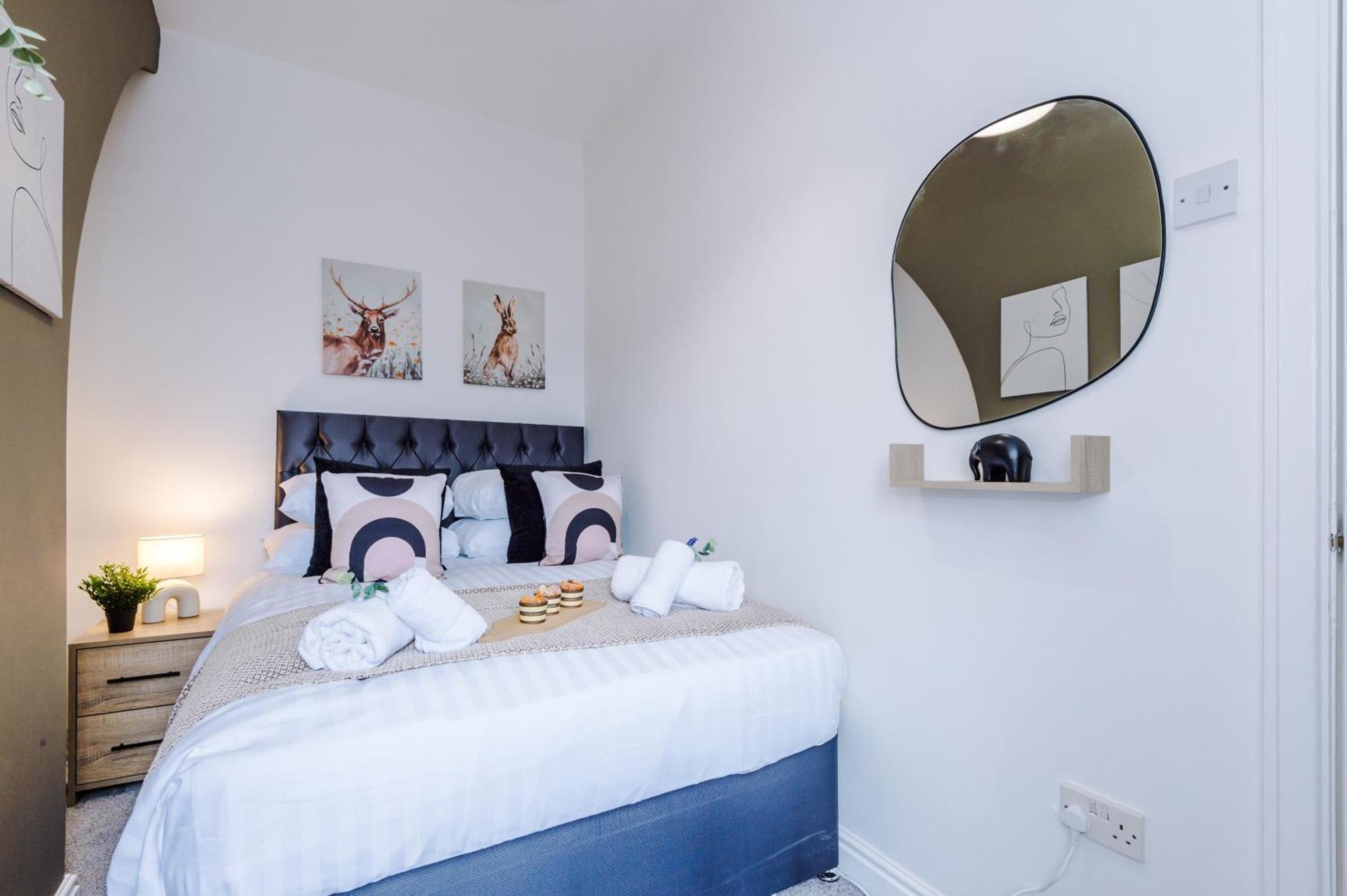 New! Stunning 2-Bed City-Centre Home In Chester By 53 Degrees Property - Ideal For Couples & Groups - Sleeps 6! Eksteriør billede